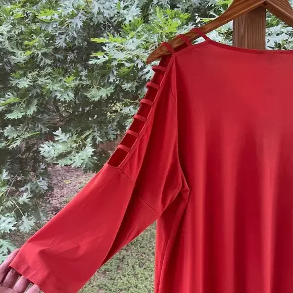 Adrianna Papell V-Neck Open String Sleeve Top Color Chili Size 1X. NEW - Picture 5 of 11